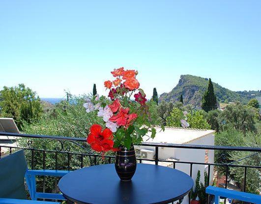 Villa Fiorita Палеокастрица Номер фото